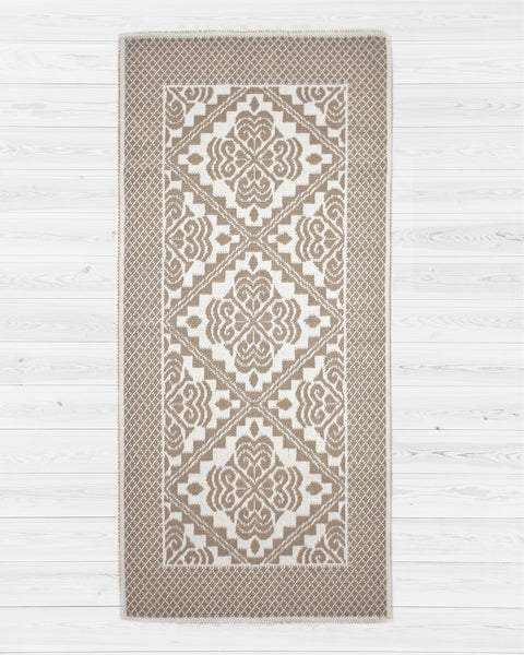 http://shopantiochia.com/cdn/shop/products/victoria-taupe-runner_600x600.jpg?v=1620252576