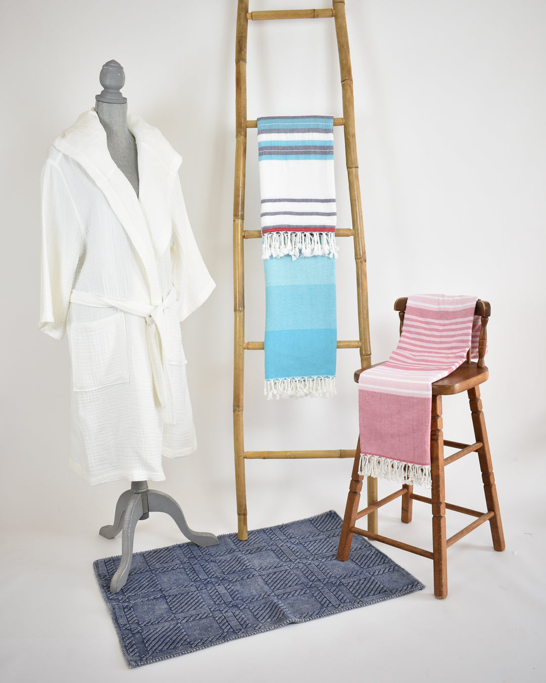 Dark Pink & Light Pink Bath Towel – Ruya Collection – Antiochia Home | Saunahandtücher
