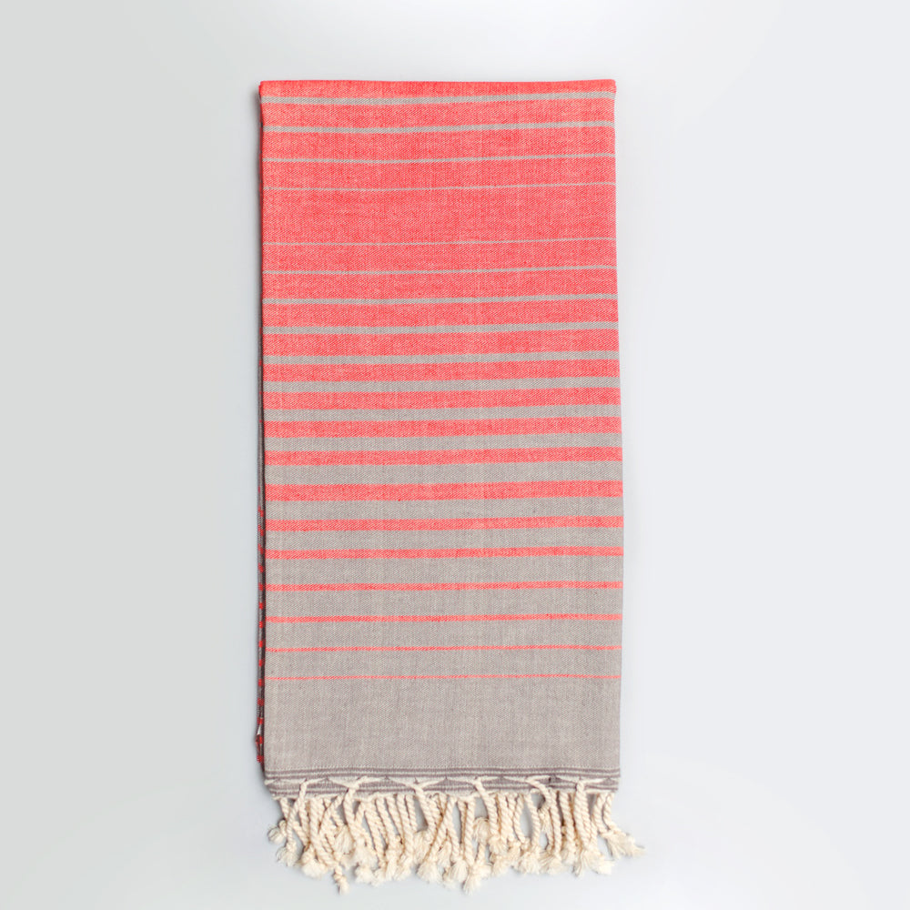 Coral & Grey Bath Towel – Illusion Collection