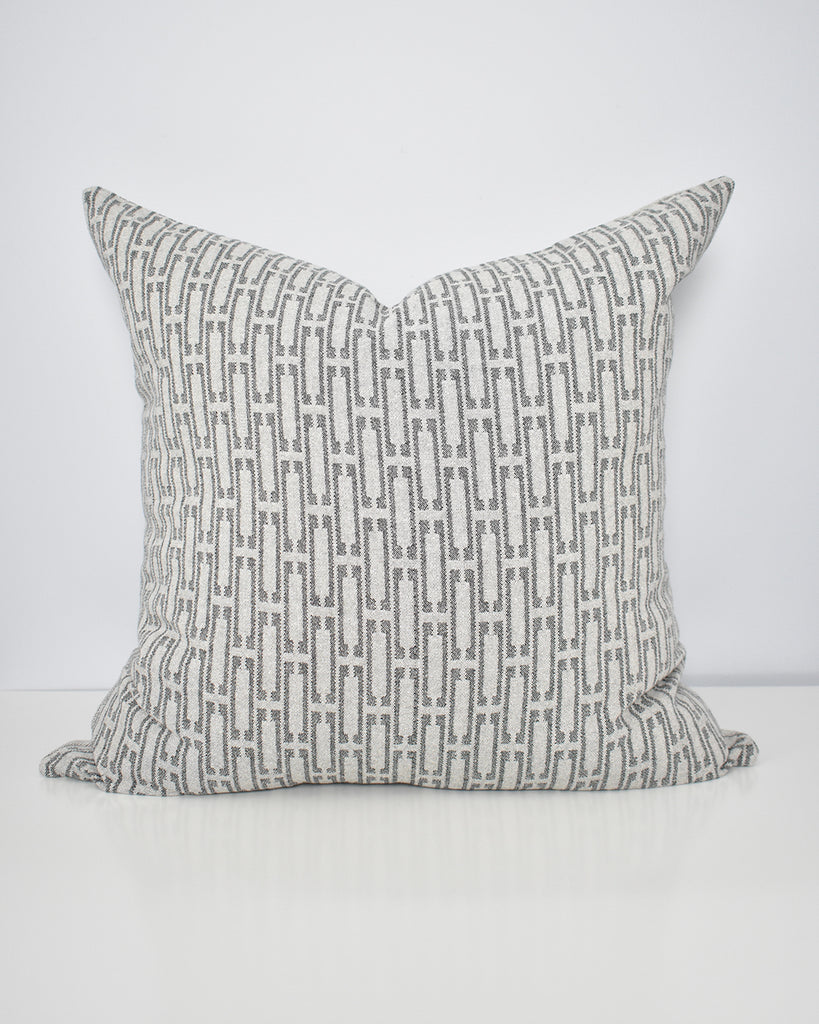 Grey Links Pillow Cover
