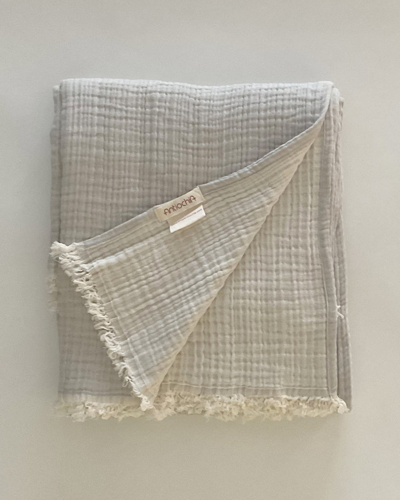 Muslin Cotton Throw – Light Grey