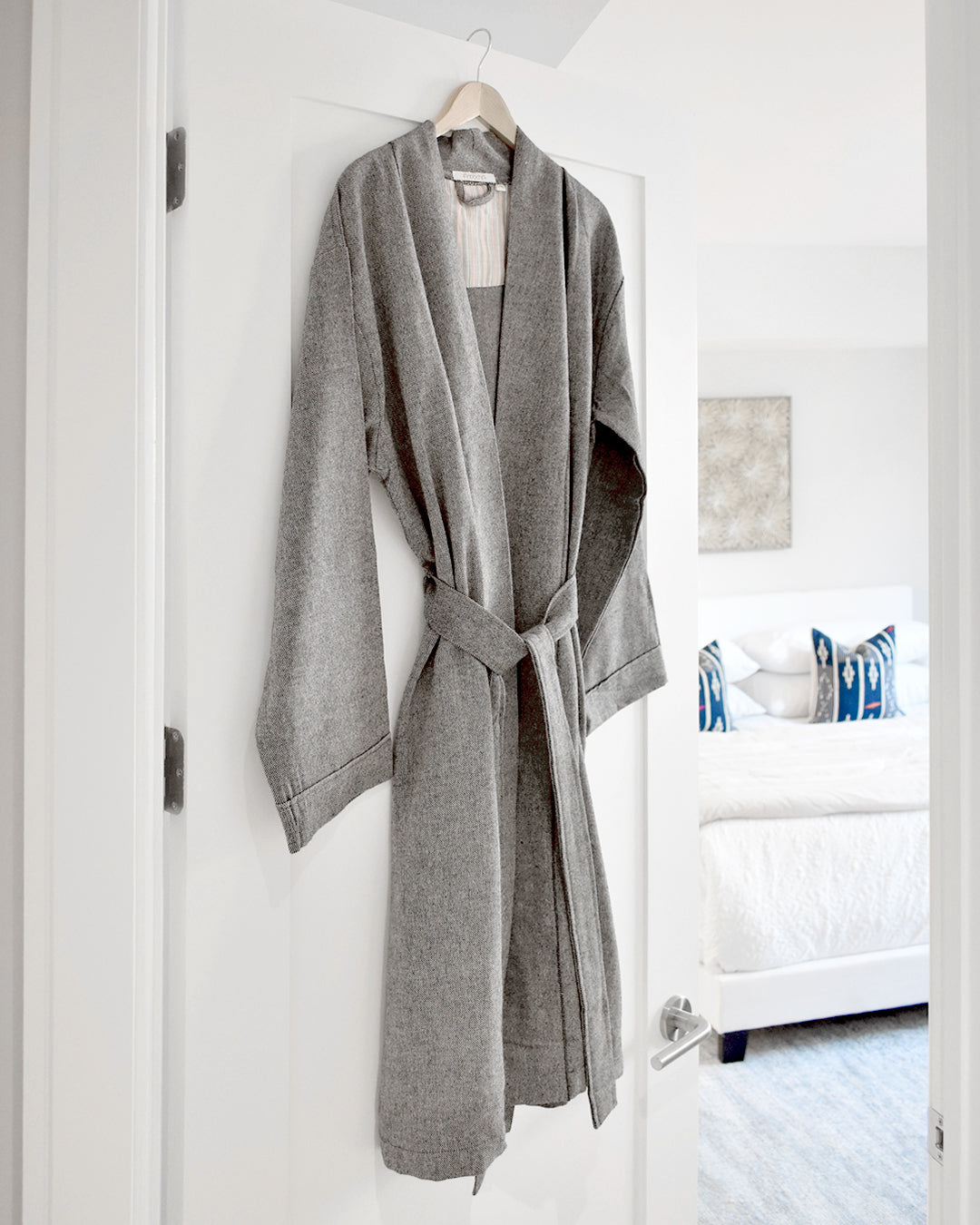 Dark Grey Robe Wool/Cotton Blend Robe – Dark Grey – Antiochia Home